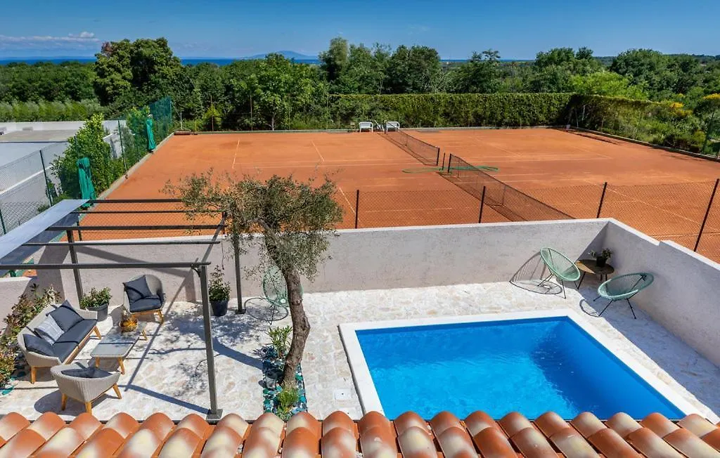 Blue Sapphire Boutique Villa  Ližnjan