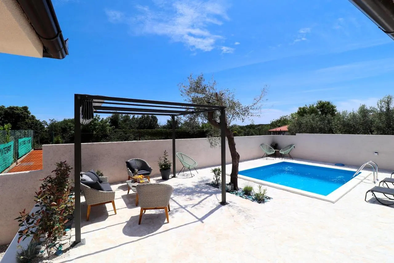 Blue Sapphire Boutique Villa 0*, Ližnjan Kroatien